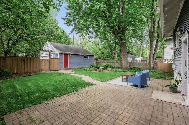 140 Fairview Avenue S, Saint Paul, MN 55105