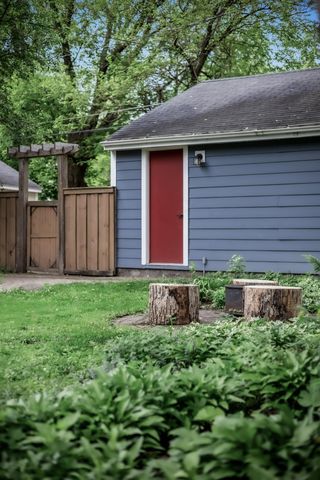 140 Fairview Avenue S, Saint Paul, MN 55105