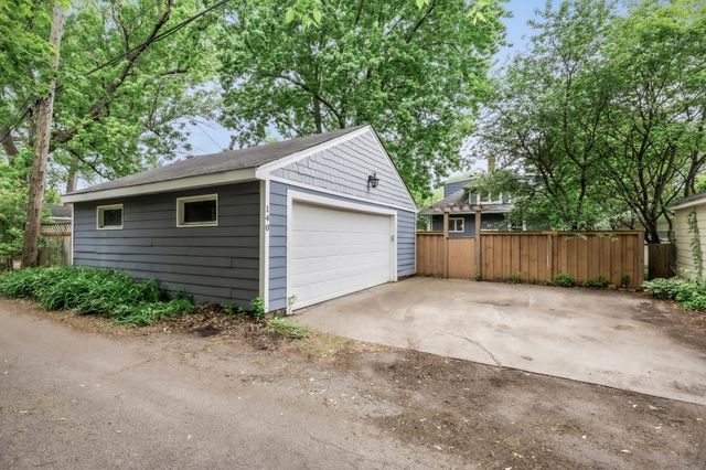 140 Fairview Avenue S, Saint Paul, MN 55105