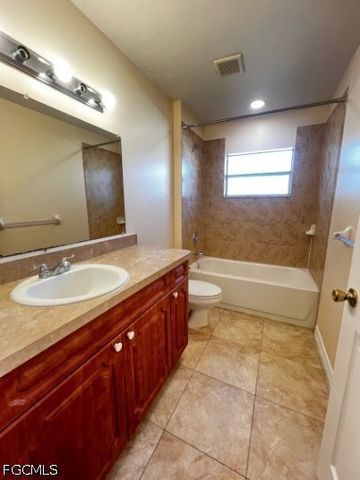 624 Hancock Bridge PKWY, Cape Coral, FL 33990