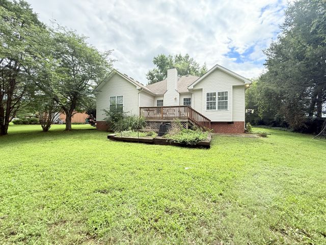 1216 Kristopher Dr, Lebanon, TN 37087