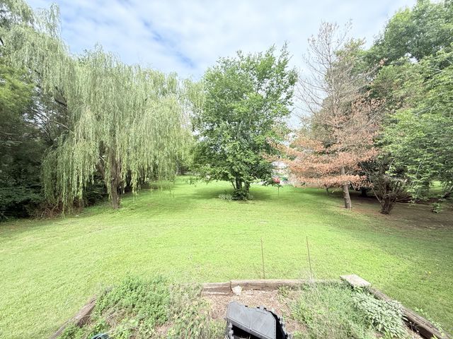 1216 Kristopher Dr, Lebanon, TN 37087