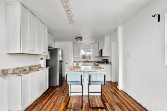 1404 Bower Hill Road, Mt Lebanon, PA 15243