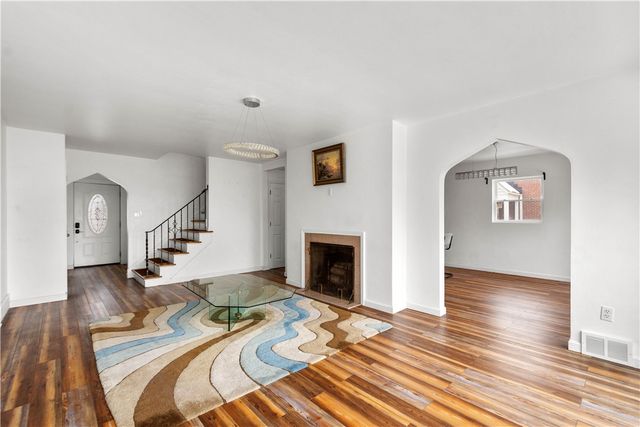 1404 Bower Hill Road, Mt Lebanon, PA 15243