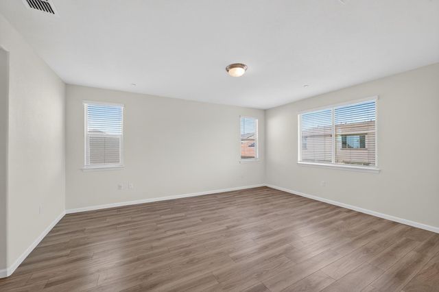 9291 Wild Lilac Cir, Sacramento, CA 95829