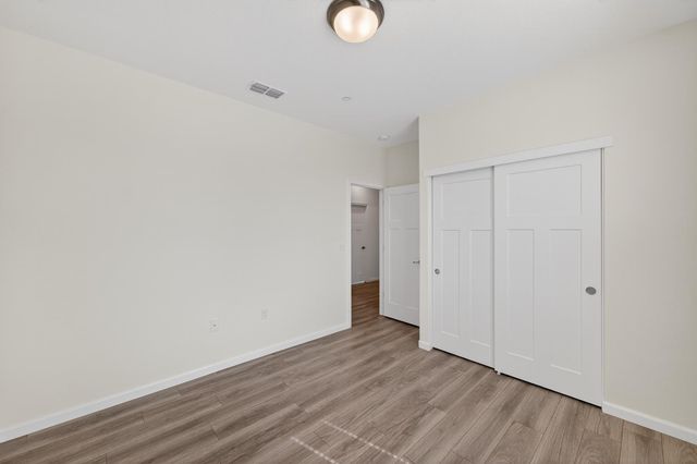 9291 Wild Lilac Cir, Sacramento, CA 95829