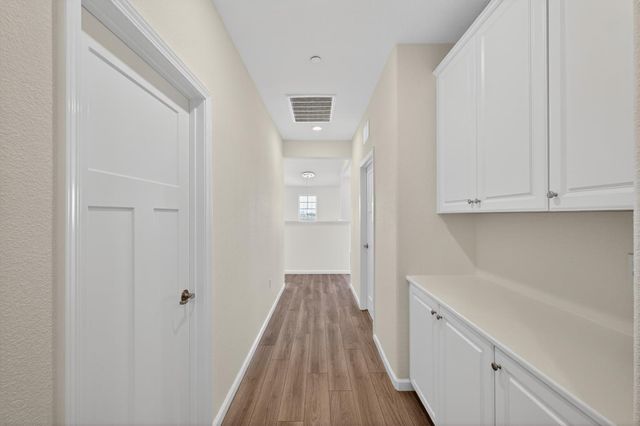 9291 Wild Lilac Cir, Sacramento, CA 95829