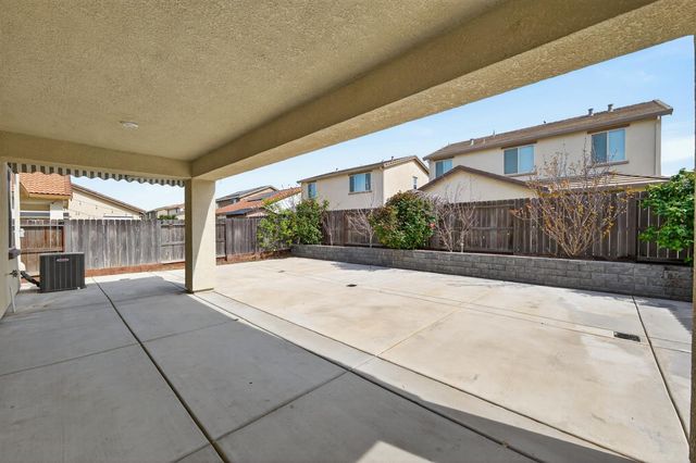 9291 Wild Lilac Cir, Sacramento, CA 95829