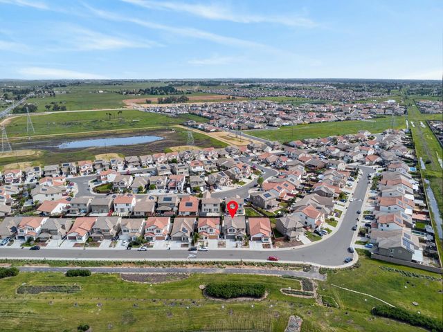 9291 Wild Lilac Cir, Sacramento, CA 95829