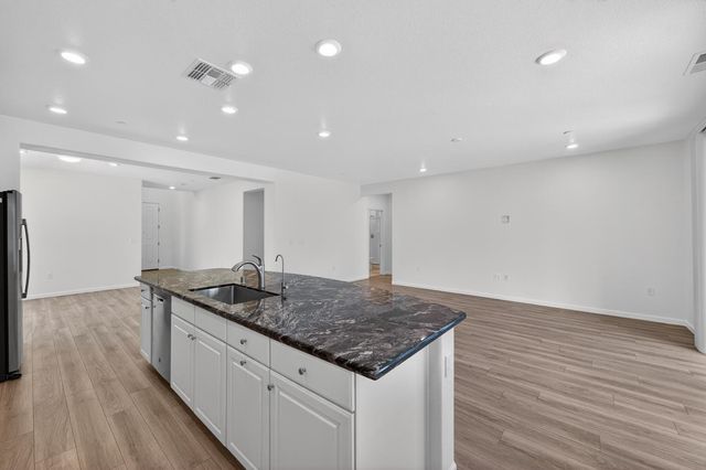 9291 Wild Lilac Cir, Sacramento, CA 95829