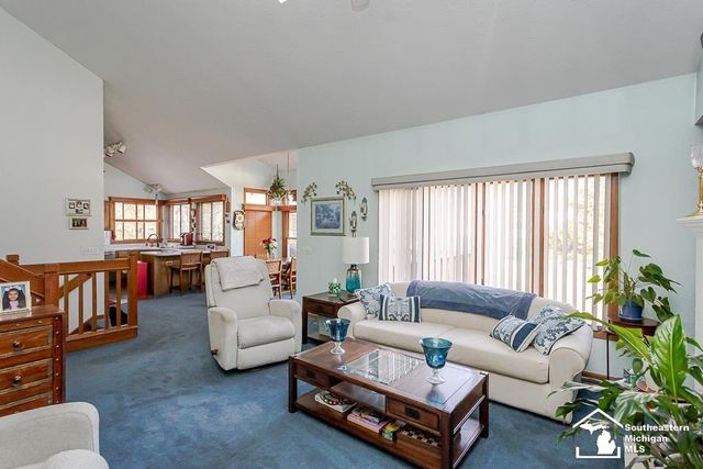 6820 Stonegate Drive, Temperance, MI 48182