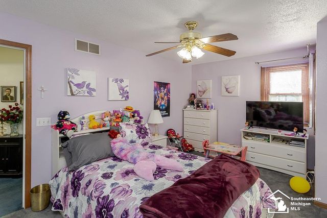 6820 Stonegate Drive, Temperance, MI 48182