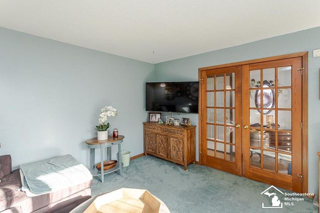 6820 Stonegate Drive, Temperance, MI 48182