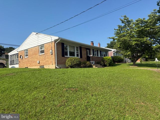 6900 HUNTINGDON ST, Harrisburg, PA 17111