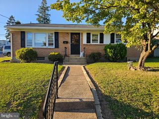 6900 HUNTINGDON ST, Harrisburg, PA 17111