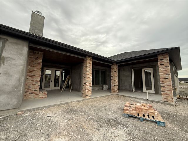 1486 Dos Estrellas Dr, Corpus Christi, TX 78415