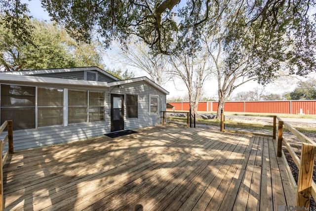 22105 Highway 1, Plaquemine, LA 70764