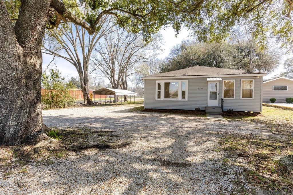 22105 Highway 1, Plaquemine, LA 70764