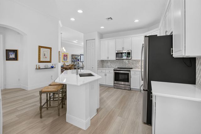 6521 Southport Drive, Boynton Beach, FL 33472