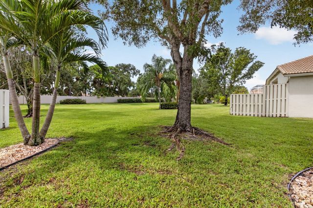 6521 Southport Drive, Boynton Beach, FL 33472