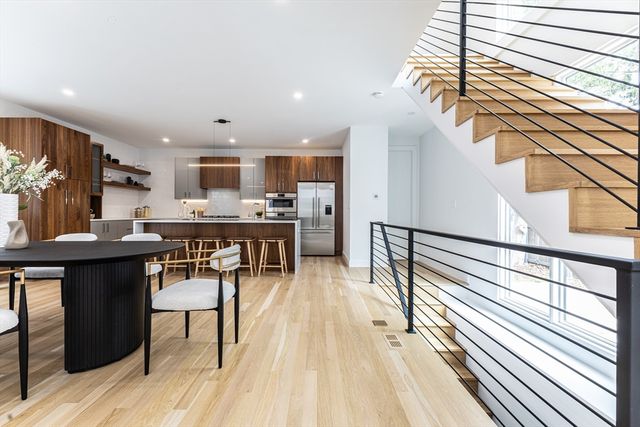 95 Griswold St 95, Cambridge, MA 02139