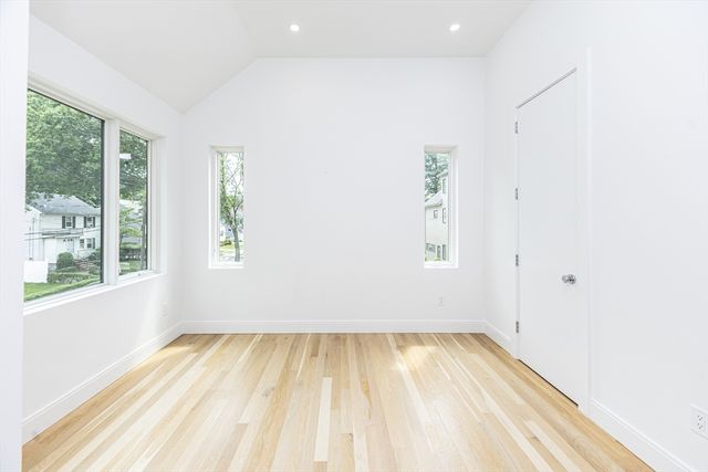 95 Griswold St 95, Cambridge, MA 02139