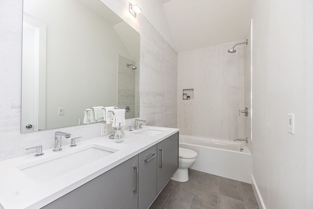 95 Griswold St 95, Cambridge, MA 02139