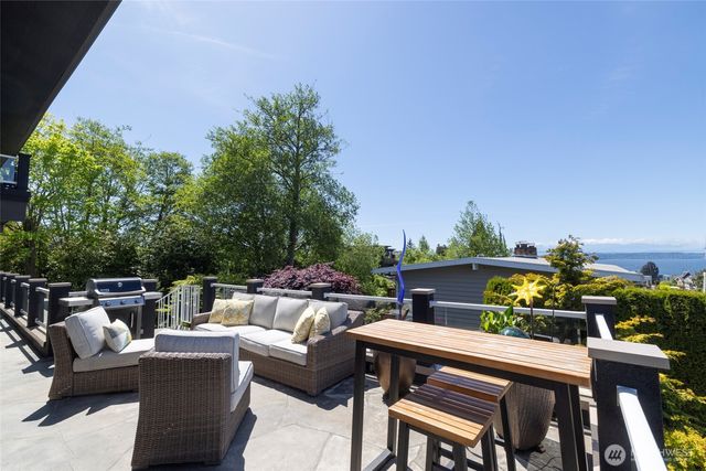 816 Walnut Street, Edmonds, WA 98020