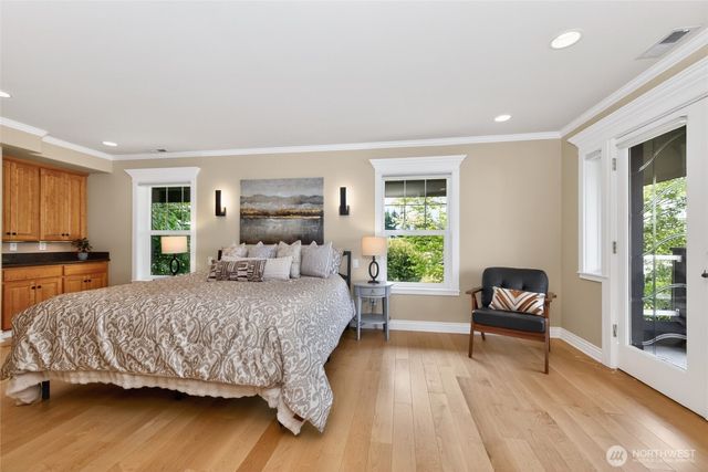 816 Walnut Street, Edmonds, WA 98020