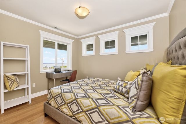 816 Walnut Street, Edmonds, WA 98020