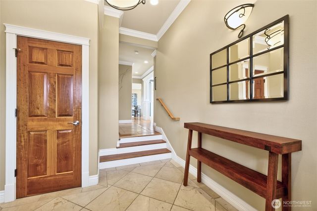 816 Walnut Street, Edmonds, WA 98020