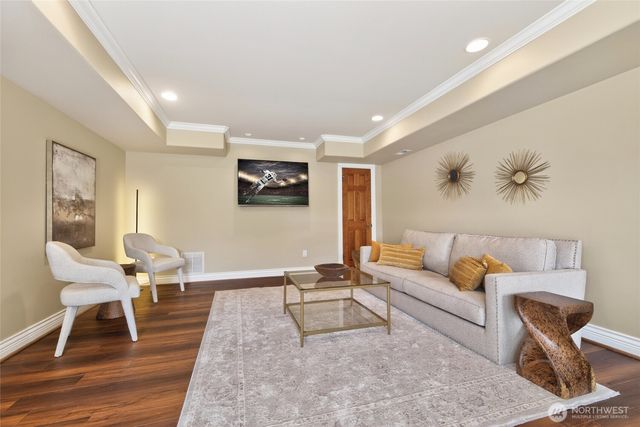 816 Walnut Street, Edmonds, WA 98020