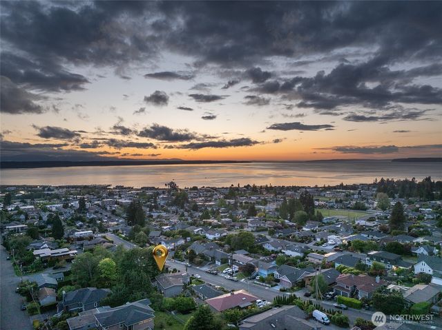 816 Walnut Street, Edmonds, WA 98020