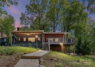 1278 Island Creek Drive, Troy, NC 27371