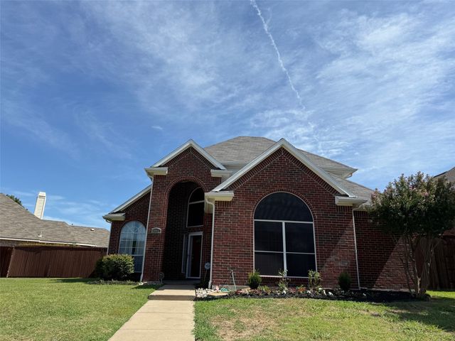 1917 Savage Drive, Plano, TX 75023