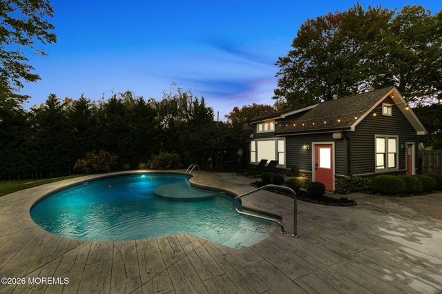 10 Bowne Avenue, Atlantic Highlands, NJ 07716