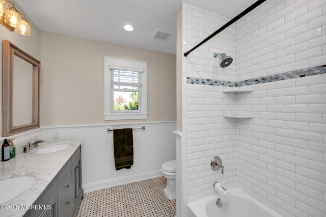 10 Bowne Avenue, Atlantic Highlands, NJ 07716