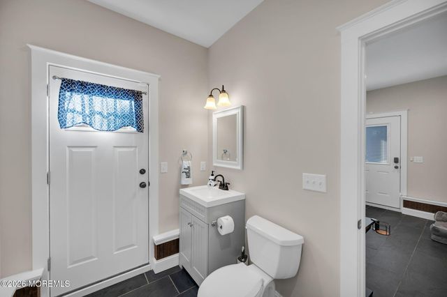 10 Bowne Avenue, Atlantic Highlands, NJ 07716
