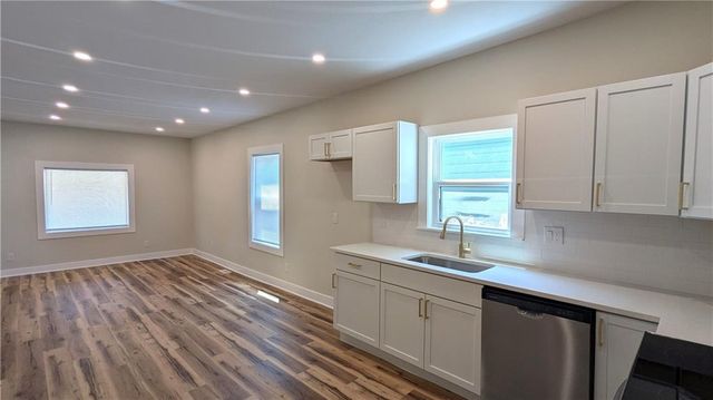 2628 College Avenue, Kansas City, MO 64127