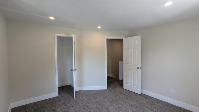 2628 College Avenue, Kansas City, MO 64127