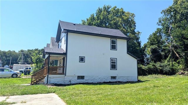 2628 College Avenue, Kansas City, MO 64127