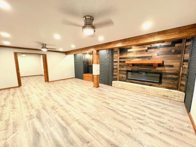 S77W18475 Janesville ROAD, Muskego, WI 53150