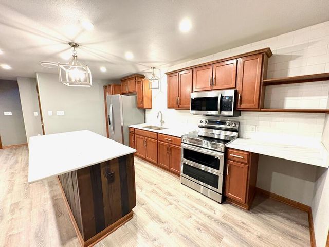 S77W18475 Janesville ROAD, Muskego, WI 53150