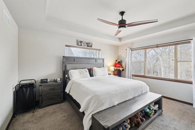 1236 Twisted Branch Way, Sun Prairie, WI 53590