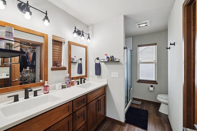 1236 Twisted Branch Way, Sun Prairie, WI 53590