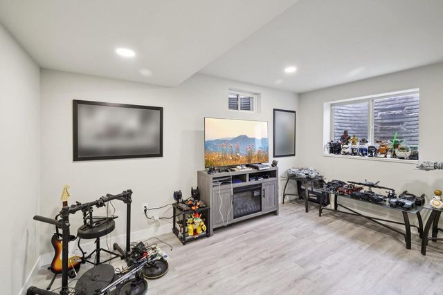 1236 Twisted Branch Way, Sun Prairie, WI 53590