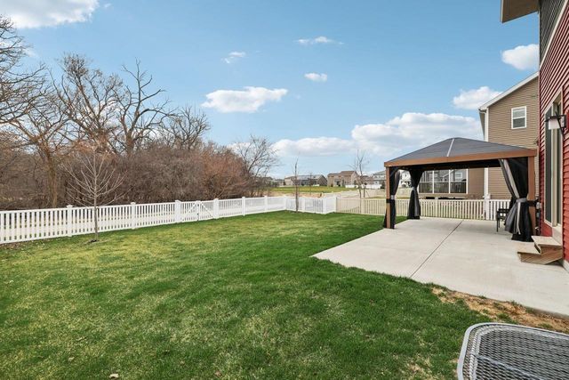 1236 Twisted Branch Way, Sun Prairie, WI 53590