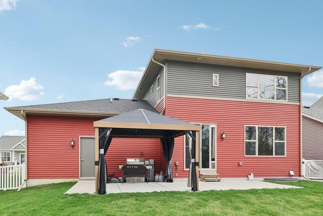 1236 Twisted Branch Way, Sun Prairie, WI 53590