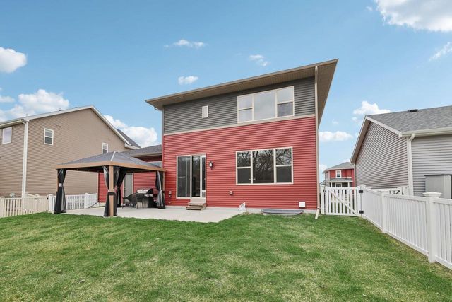 1236 Twisted Branch Way, Sun Prairie, WI 53590