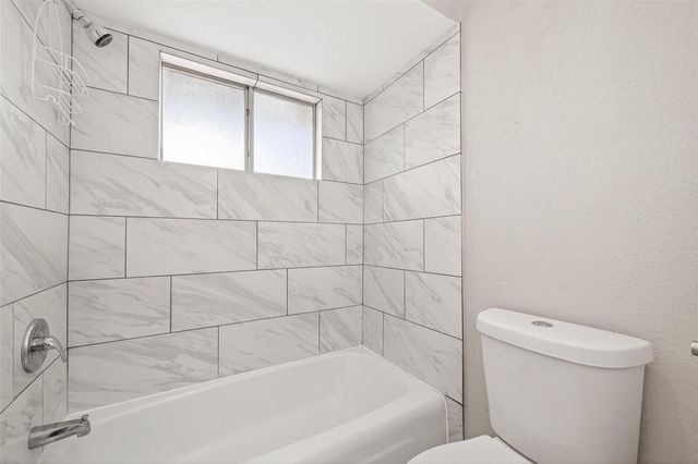 2818 Eaglerock Circle, Missouri City, TX 77489